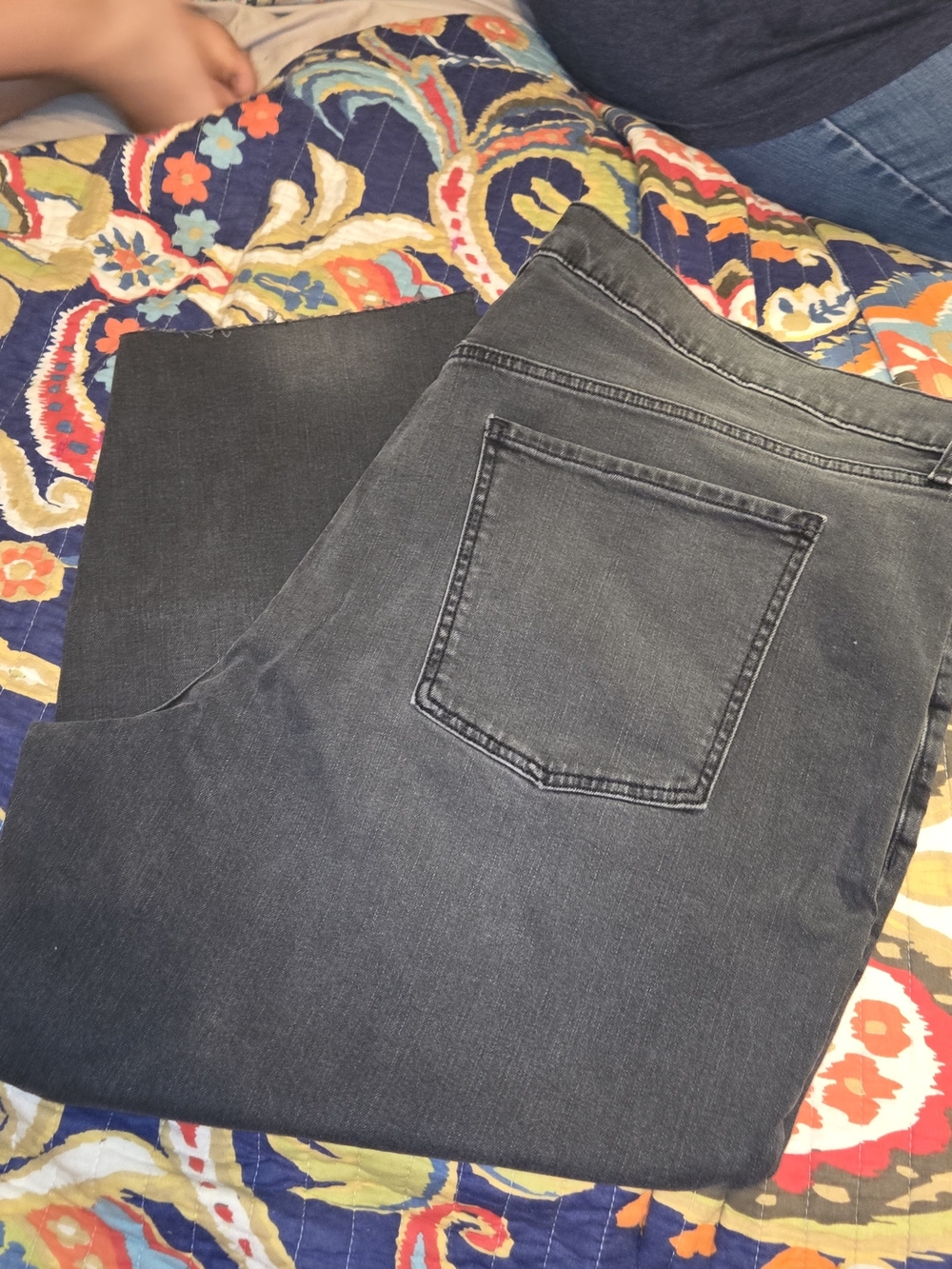 Old Navy Women's Washed Black Capris